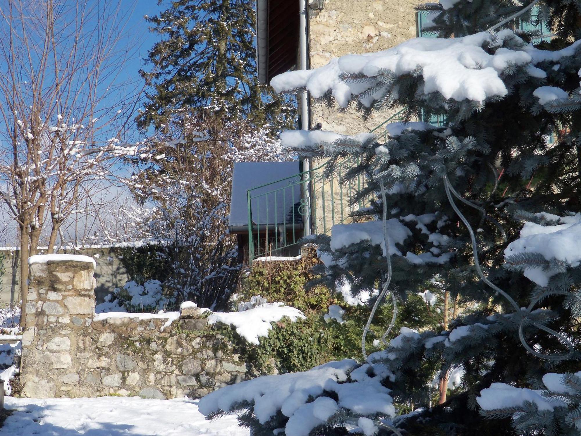 Gite Arthur Et Germaine Maisonnette A La Campagne Avec Un Grand Jardin Saint-Jeoire-Prieure Exterior foto